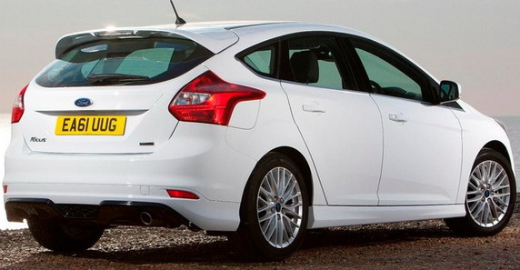 Ford Focus Zetec 11