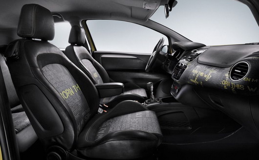 73759-fiat punto 2012 1
