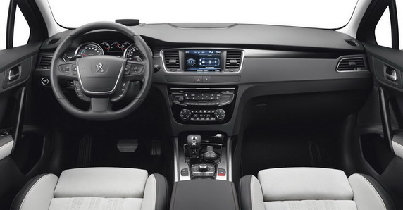 Peugeot 508 Hybrid4 1