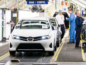 ToyotaAurisProizvodnja580-01