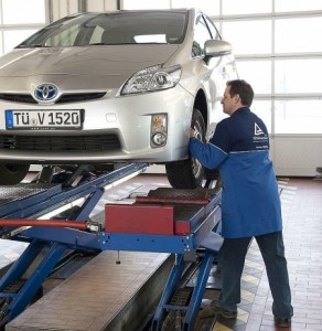 tuev_autoreport_prius__xl